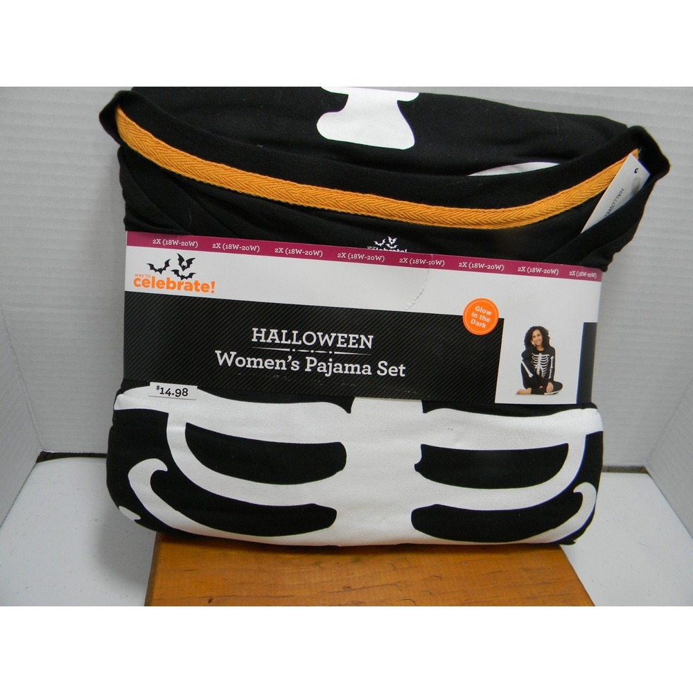 Way to Celebrate Halloween Women's Pajama Set 2X 18W-20W Skeleton Glow Dark